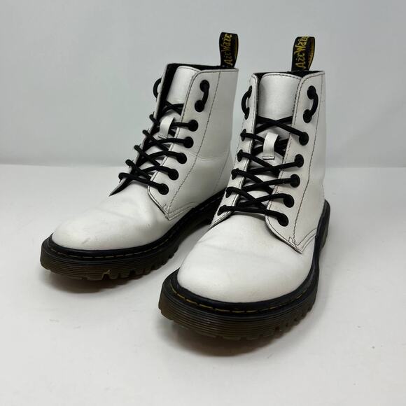 Dr Martens Boots Women's Size 8 Luana Airwalk AW004 Preppy Normcore 7 Eyelet - Picture 2 of 16